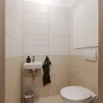 Urban Bloom Retreat - Free Parking Apartament