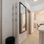 Urban Bloom Retreat - Free Parking