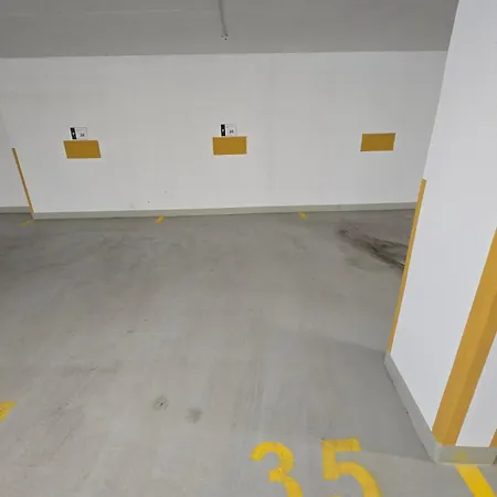 Urban Bloom Retreat - Free Parking * Budapest