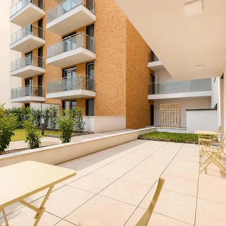 Appartement Urban Bloom Retreat - Free Parking Boedapest