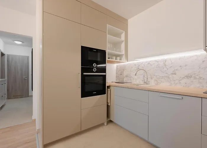 דירה Urban Bloom Retreat - Free Parking